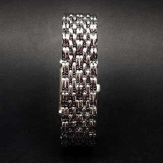 Montre Boucheron "Reflet" Dame Petit modèle. quartz . vers 2000. Montre Boucheron "Reflet" Dame Petit modèle. quartz . vers 2000.