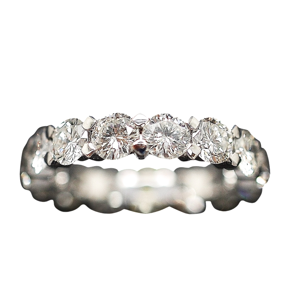 Alliance or gris 18k avec 3,54 Cts de Diamants Brillants G-VS. Taille 51.