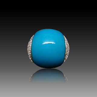 Bague en or gris 18k avec un composite bleu et Diamants brillants. Taille 52.