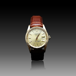 Montre Rolex Oyster Date Or jaune 18k de 1986. Ref: 15038. Automatique.