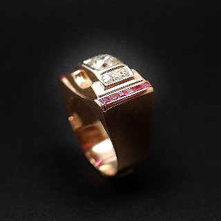 Bague Tank vintage vers 1940 en Or 18K et Platine avec Diamants et Verneuils.