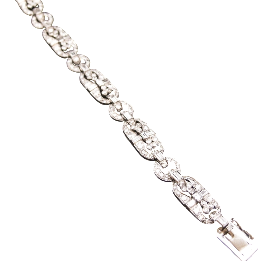  Bracelet Art Déco platine et diamants ronds et baguette avec 8 cts, vers 1925