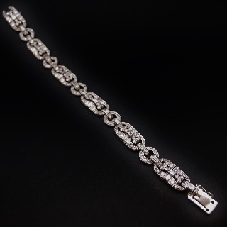  Bracelet Art Déco platine et diamants ronds et baguette , 8 cts, vers 1925