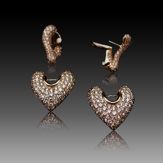 Boucles d'oreilles Boucheron Or jaune 18K et 290 diamants, 7 cts, commande spéciale Boucles d'oreilles Boucheron Or jaune 18K et 290 diamants, 7 cts, commande spéciale