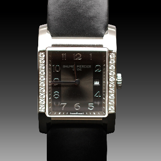 Montre Baume et Mercier Dame Hampton Diamants Acier Quartz de décembre 2015.