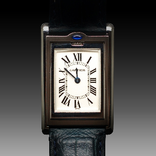 Montre Cartier Tank Basculante Médium Quartz en acier Vers 2000.