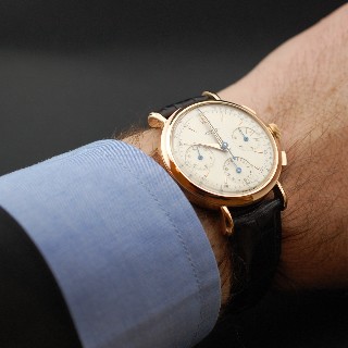 Montre Jaeger Vintage Chronographe Or rose 18k Mécanique Vers 1945.