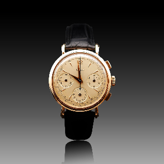 Montre Jaeger Vintage Chronographe Or rose 18k Mécanique Vers 1945.