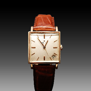 Montre Zenith Vintage Carrée Or 18k Automatique Vers 1965.