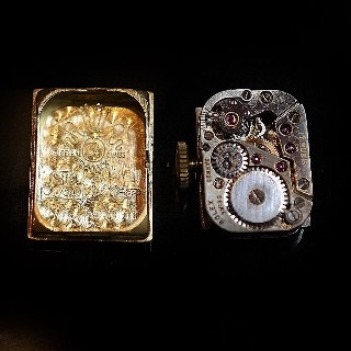 Montre Bracelet Ceiture signée Rolex vers 1960 en or rose 18k mécanique.