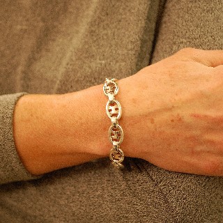 Bracelet Hermes Vintage en Argent. Vers 1980. maille Ovale