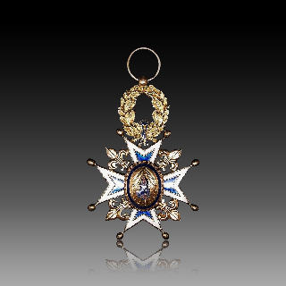 Grande Croix de l'Ordre de Chevalier de l'ordre de Charles III d'Espagne en or 18k et email Vers 1890. Grande Croix de l'Ordre de Chevalier de l'ordre de Charles III d'Espagne en or 18k et email Vers 1890.
