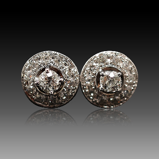 Boucles d'oreilles rondes en or 18k avec 2,0 Cts de Diamants taille ancienne.