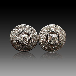 Boucles d'oreilles rondes en or 18k avec 2,0 Cts de Diamants taille ancienne.