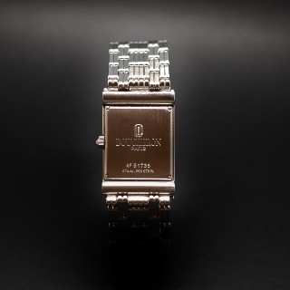 Montre Boucheron "Reflet" de Dame Moyen modèle à quartz . Montre Boucheron "Reflet" de Dame Moyen modèle à quartz .