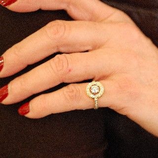 Bague Boucheron "Ava rond" en Or jaune 18k et diamants.Taille 49-50