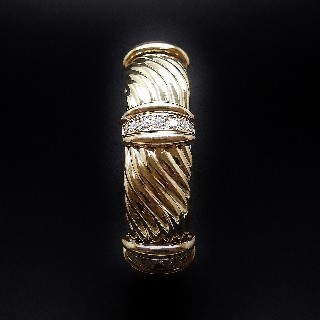 Bracelet Rigide or jaune 18k OJ.Perrin avec Diamants brillants.