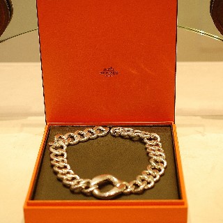 Collier Ras du Cou Hermes en Argent Maille Gourmette.