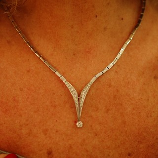 Collier Pendentif en or 18 Cts avec Diamants brillants. 