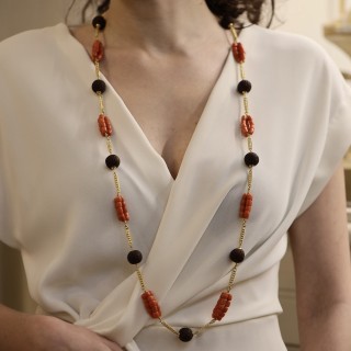 Sautoir vintage - Or jaune 18k - Bois sculpté Corail...