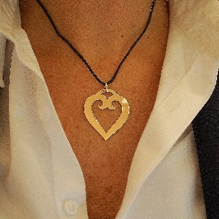 Collier Pendentif Mellerio "Le Coeur XL" Or jaune 18 k.