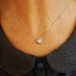 Collier Pendentif Diamant de 1.01 Cts G-VVS2 . Or 18 Cts. Collier Pendentif Diamant de 1.01 Cts G-VVS2 . Or 18 Cts.