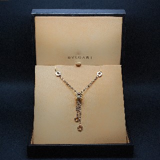 Collier Pendentif  Bulgari "B-Zéro-1" de 2011. Pierres Naturelles.