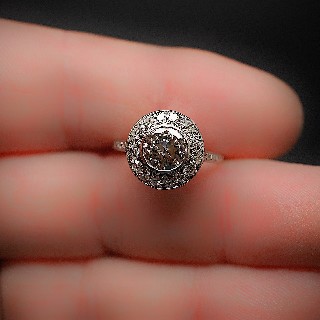 Bague entourage vers 1930 en platine avec 1.75 Ct de Diamants.Taille 51-52