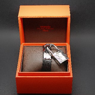 Montre Hermes "Kelly" Acier de Dame. Quartz.