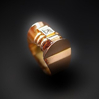 Bague Tank vintage vers 1940 en Or 18K et Platine avec Diamant .