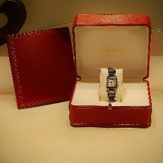 Montre Cartier Tank Française Dame Acier de 1999. Quartz