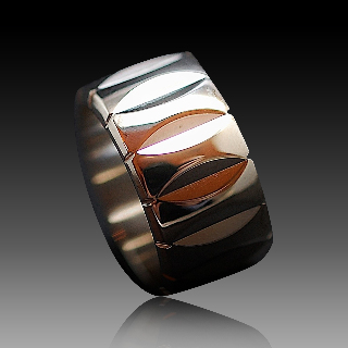 Bague Boucheron Or gris 18k Massif . Taille 51 . Bague Boucheron Or gris 18k Massif . Taille 51 .
