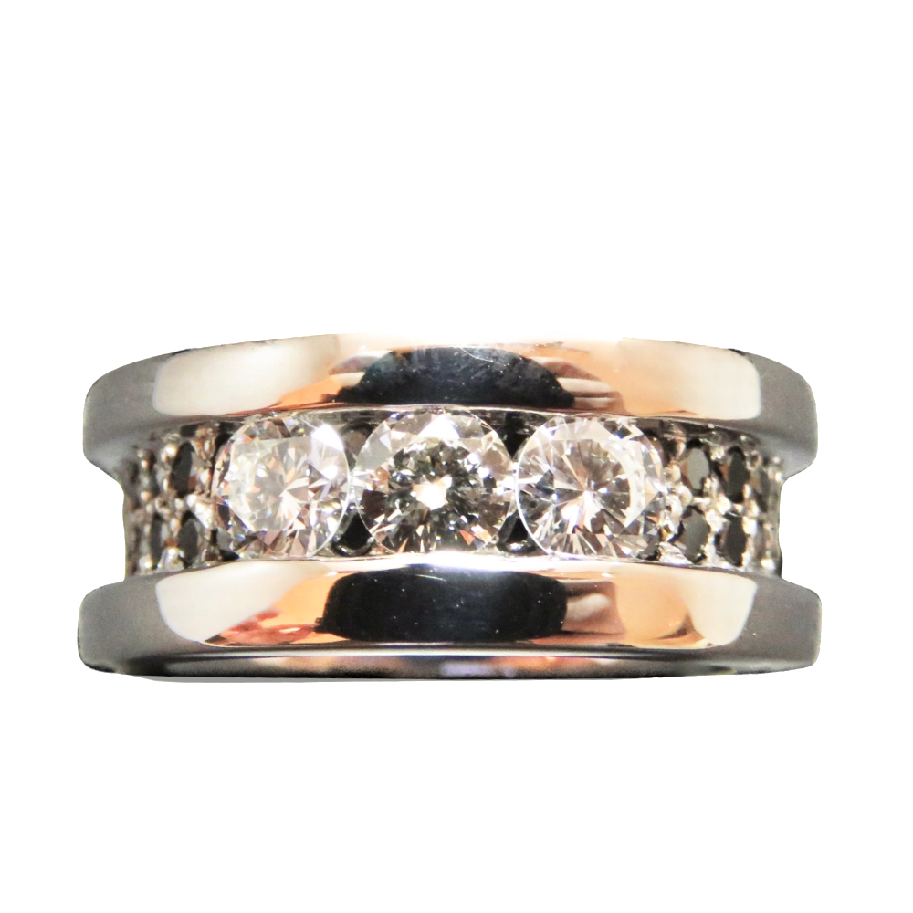 Bague en Or gris 18K avec Diamants Brillants et Diamants Noirs Taille 52.