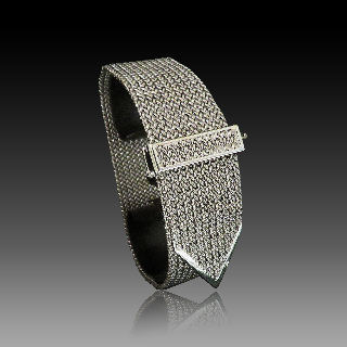 Bracelet Ceinture en or gris 18 Cts massif . Poids : 78.0 Grs