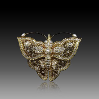 Broche Pendentif Papillon Or jaune 18 Cts massif et Diamants Brillants et Poires