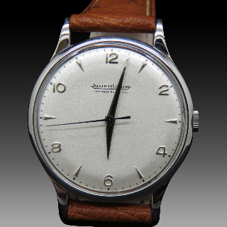 Montre Jaeger LeCoultre Vintage Ronde acier mécanique Vers 1960. Montre Jaeger LeCoultre Vintage Ronde acier mécanique Vers 1960.