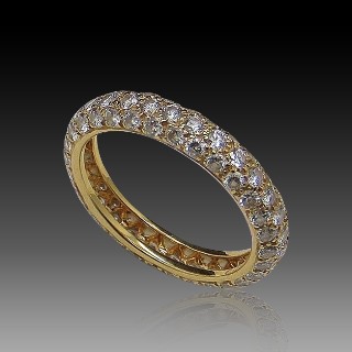 Alliance Chaumet "Full Pavé" or jaune 18k diamants avec 1,80 Cts. F-VVS . taille 50.