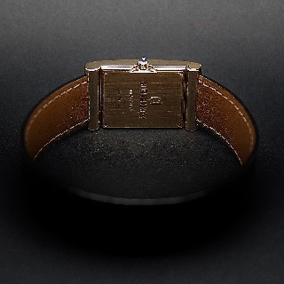 Montre Boucheron homme en Or Jaune 18k Vers 2000 quartz . Montre Boucheron homme en Or Jaune 18k Vers 2000 quartz .