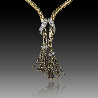 Collier pendentif en or 18 Cts et platine vers 1950  avec diamants .