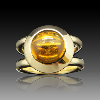 Bague Or Jaune 18K avec Citrine Cabochon. Taille 53.