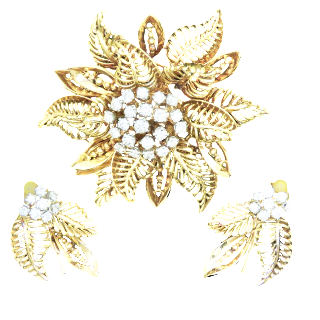 Parure Comprenant broche et Boucles oreilles  en or 18k  et platine diamants vers 1950