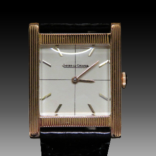 Montre Jaeger LeCoultre Vintage Guillochée Or 18k mécanique Vers 1950.