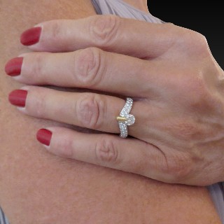 Bague Solitaire en platine et or 18k massif avec 1.15 cts de diamants.  