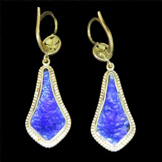 Boucles d'oreilles Pendantes en Or jaune 18k et Porcelaine de Limoges Vers 1930.