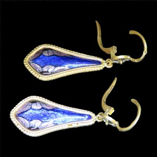 Boucles d'oreilles Pendantes en Or jaune 18k et Porcelaine de Limoges Vers 1930.