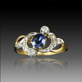 Bague vers 1900 en or jaune 18k avec saphir fin et diamants .Taille 58