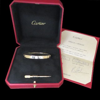 Bracelet Cartier Love 6 Diamants de 2004 Or jaune 18K . Taille 17 .
