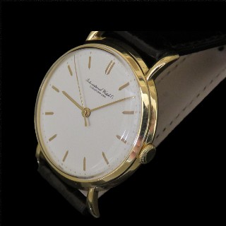 Montre IWC Vintage Homme en Or jaune 18k Mécanique Vers 1950.