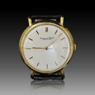 Montre IWC Vintage Homme en Or jaune 18k Mécanique Vers 1950.