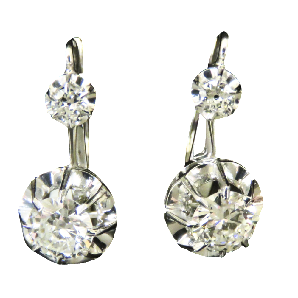  Boucles d'oreilles Dormeuses en or gris 18k et Platine vers 1950 avec Diamants 1,40 Cts